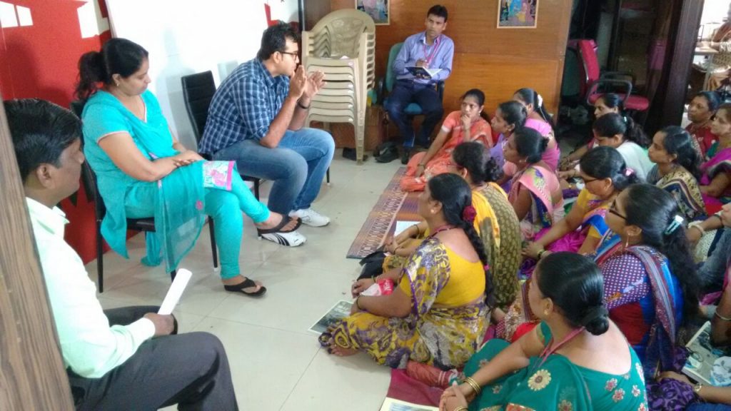 Unit Head - Health & Nutrition orienting Balwadi Teachers and Assistants.