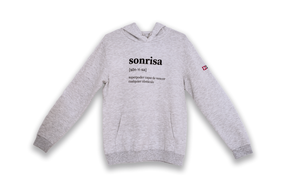 Sudadera solidaria superpoder de la sonrisa