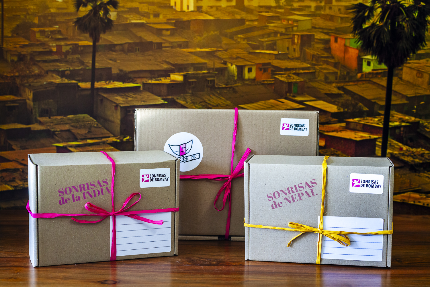 Cofres regalo solidario Sonrisas de Bombay